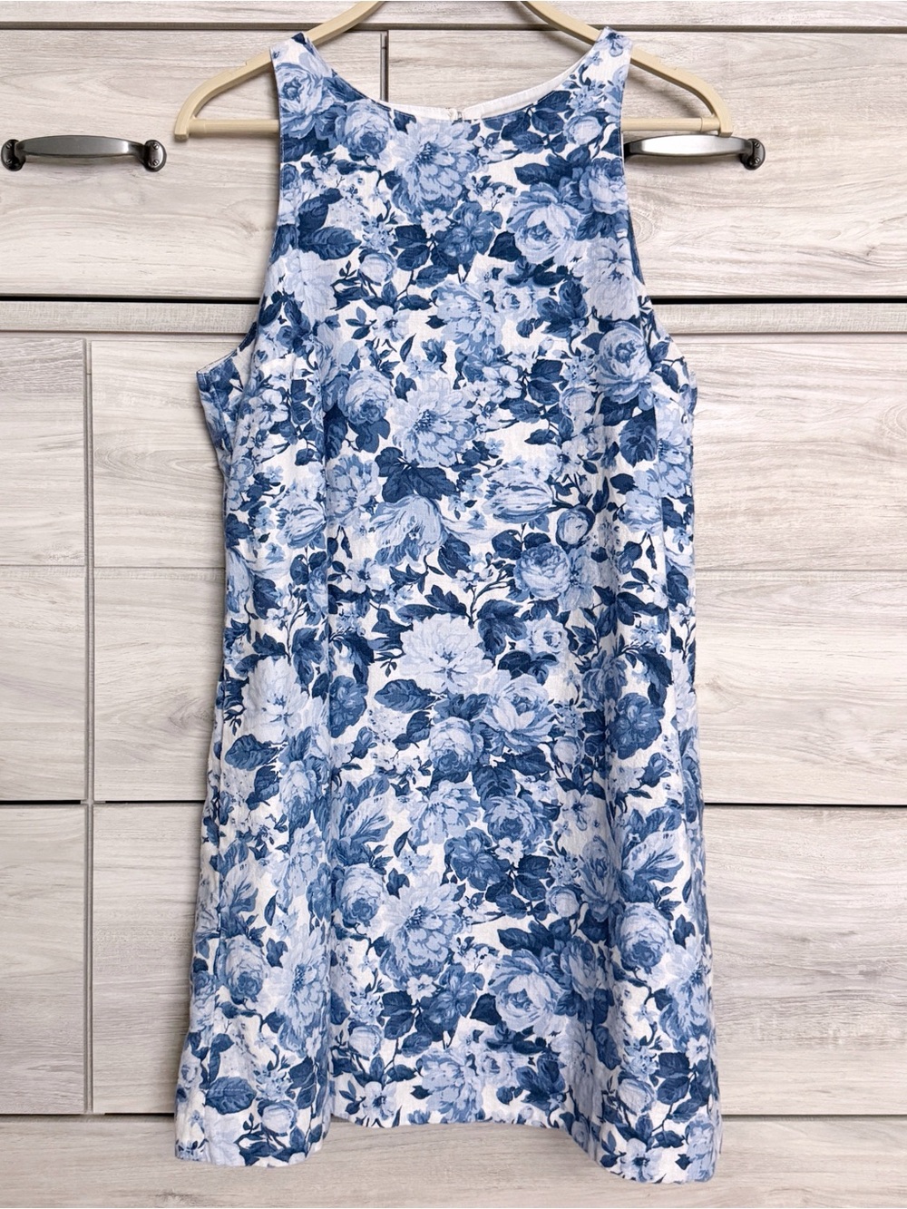 Abercrombie Linen Mini Dress White & Blue Floral Print Size Medium